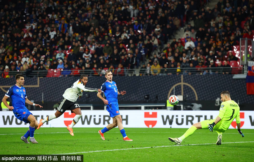 皇冠信用网代理_23岁345天！奥利塞德甲单场造5球皇冠信用网代理，拜仁最年轻传奇的诞生