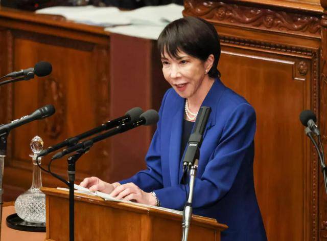 皇冠信用登2代理_和中方通话后皇冠信用登2代理，特朗普打给日本，高市挂断电话后，一个字不愿多说