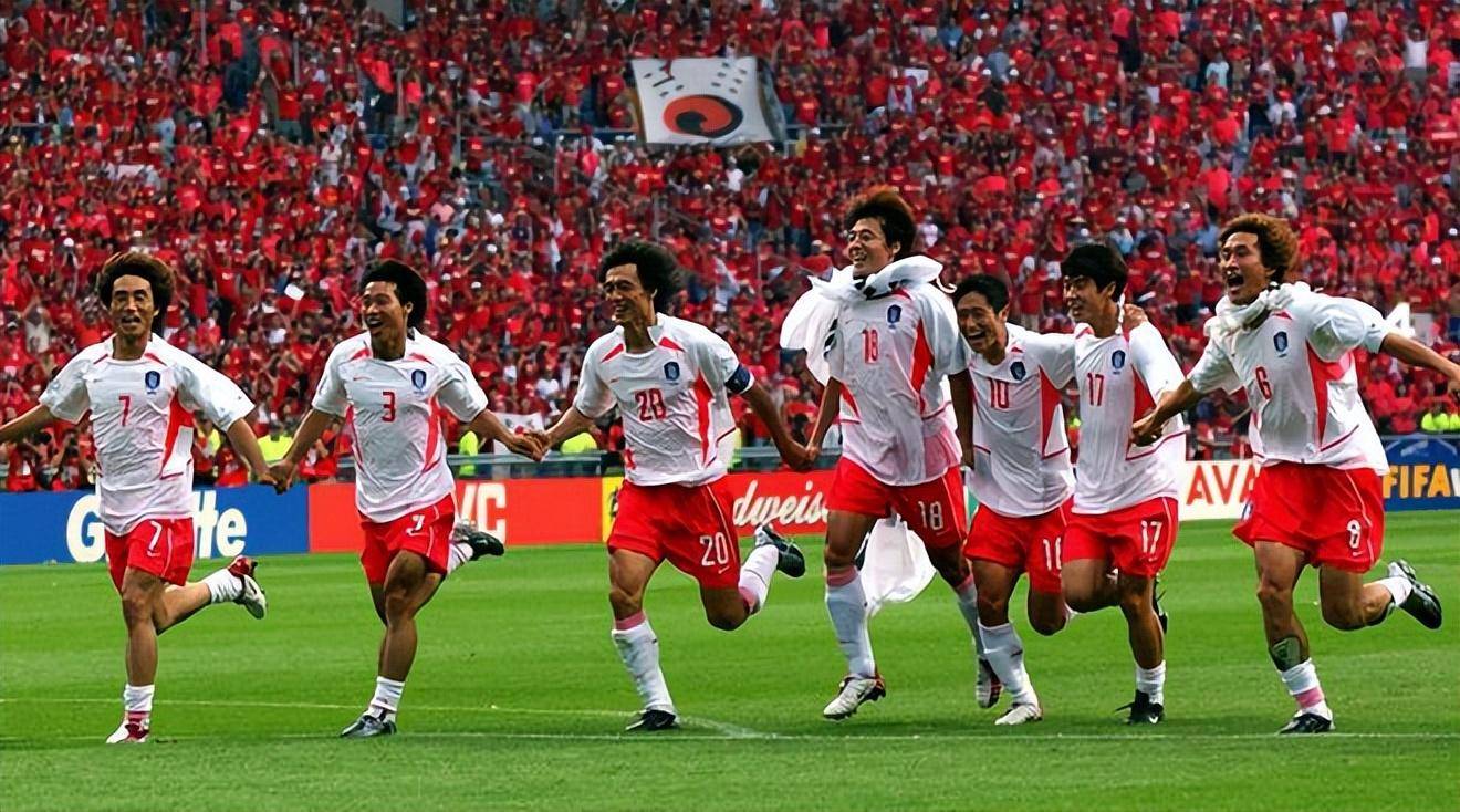 好世界杯现场直播_亚洲球队在世界杯上最好成绩是2002年世界杯好世界杯现场直播，韩国靠裁判黑进四强