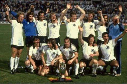 欧洲杯代理_1988年西德欧洲杯的最佳阵容